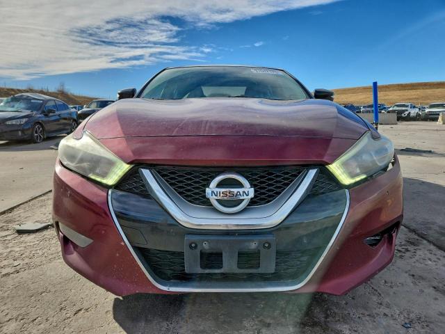 Nissan Maxima 3.5s Image 3