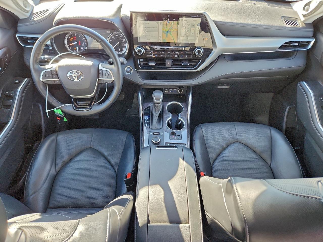 Toyota Highlander Platinum Image 4