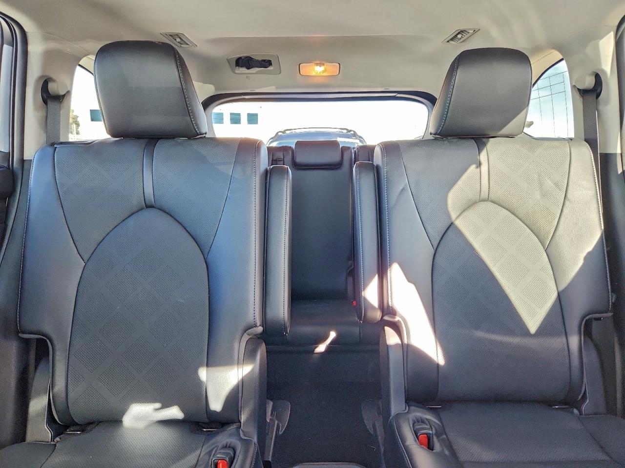 Toyota Highlander Platinum Image 8