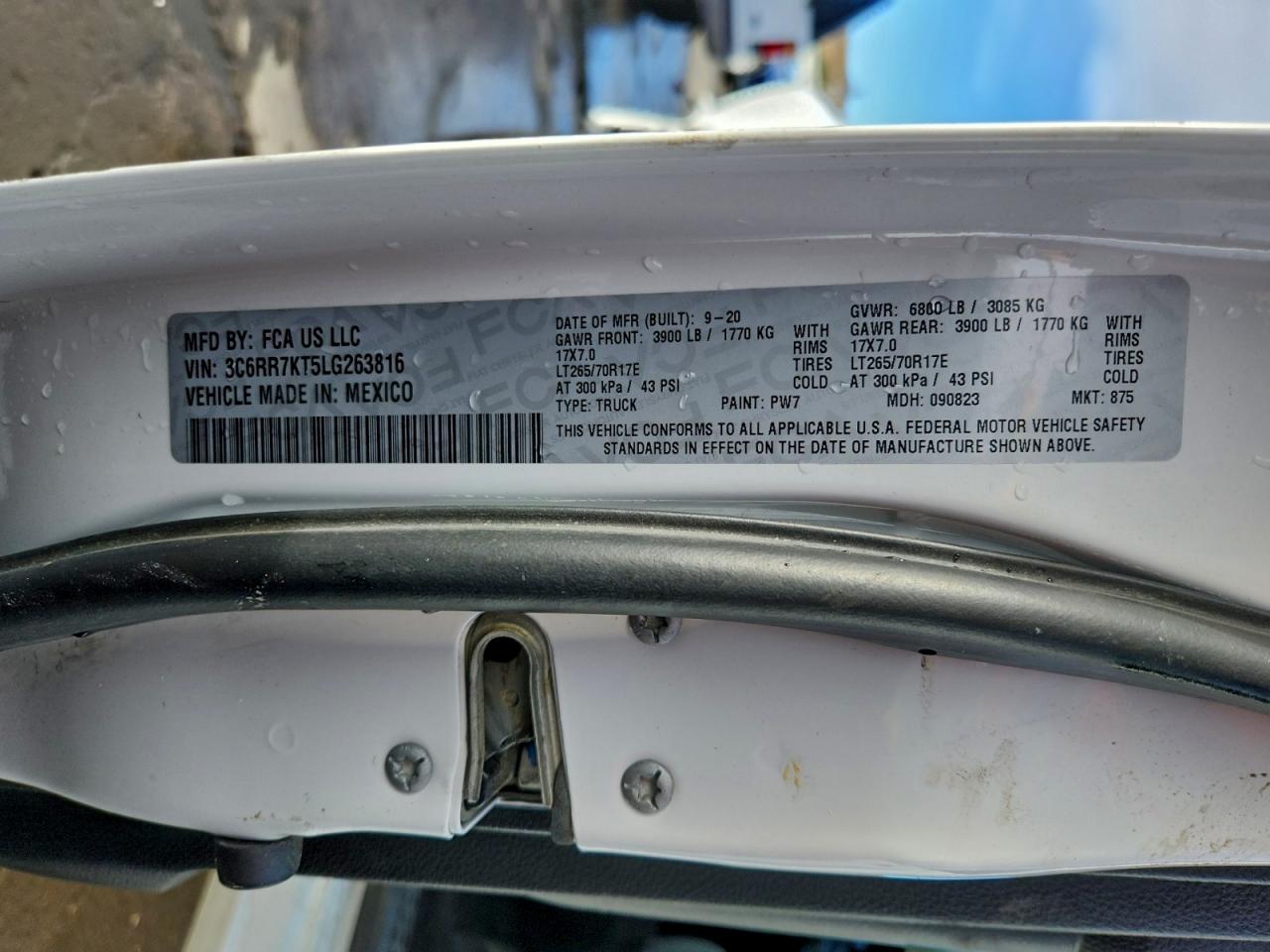 Ram 1500 Tradesman Image 8