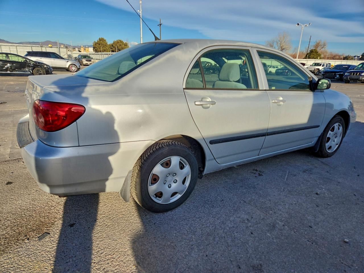 Toyota Corolla Ce Image 9