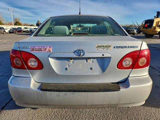 Toyota Corolla Ce Image 4