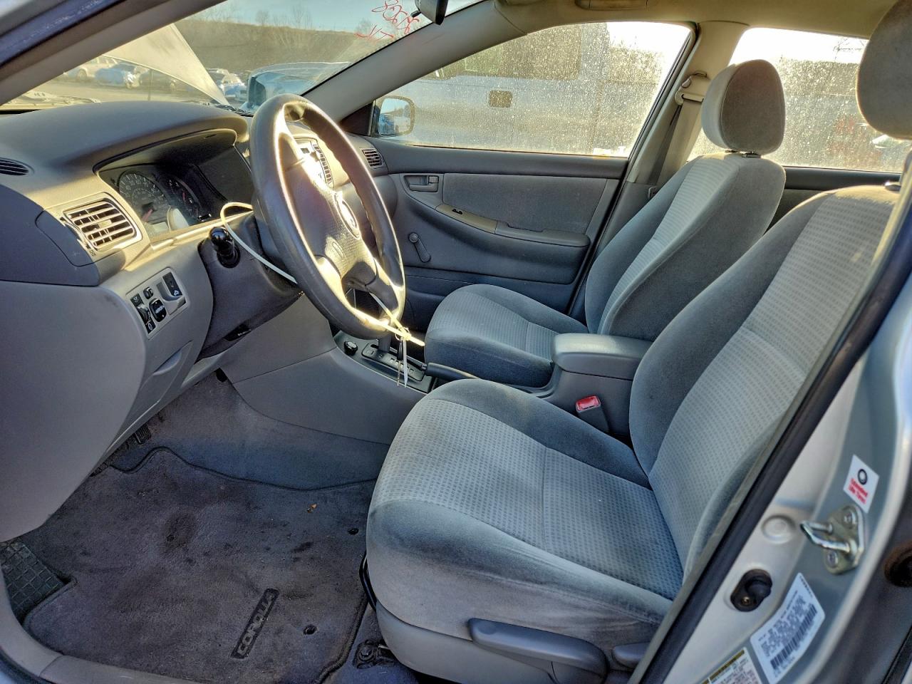 Toyota Corolla Ce Image 2