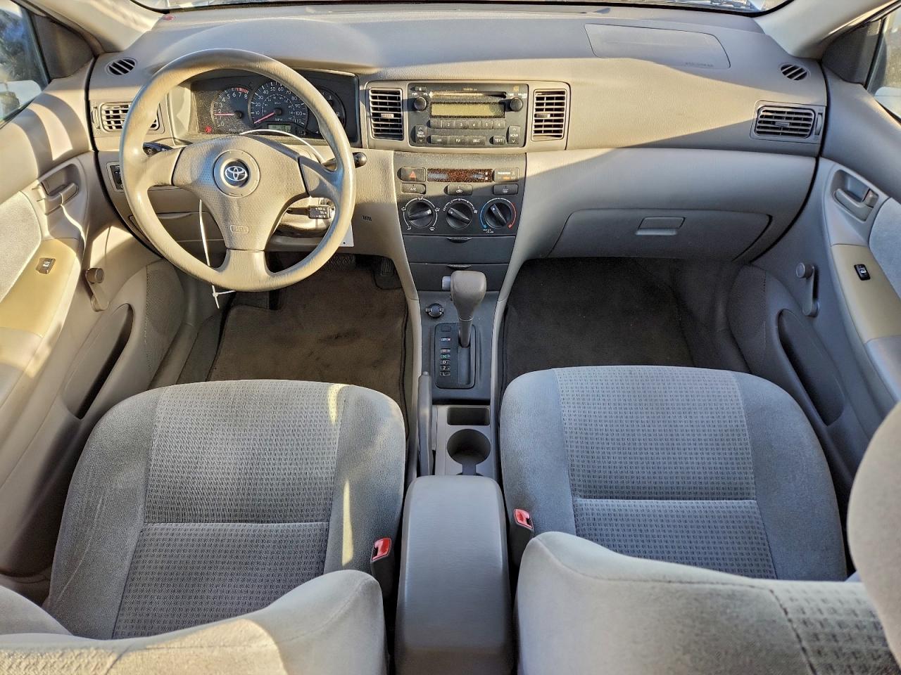 Toyota Corolla Ce Image 8