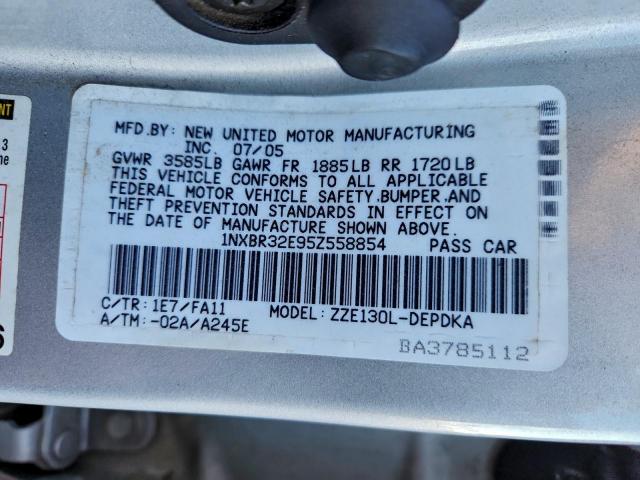 Toyota Corolla Ce Image 12