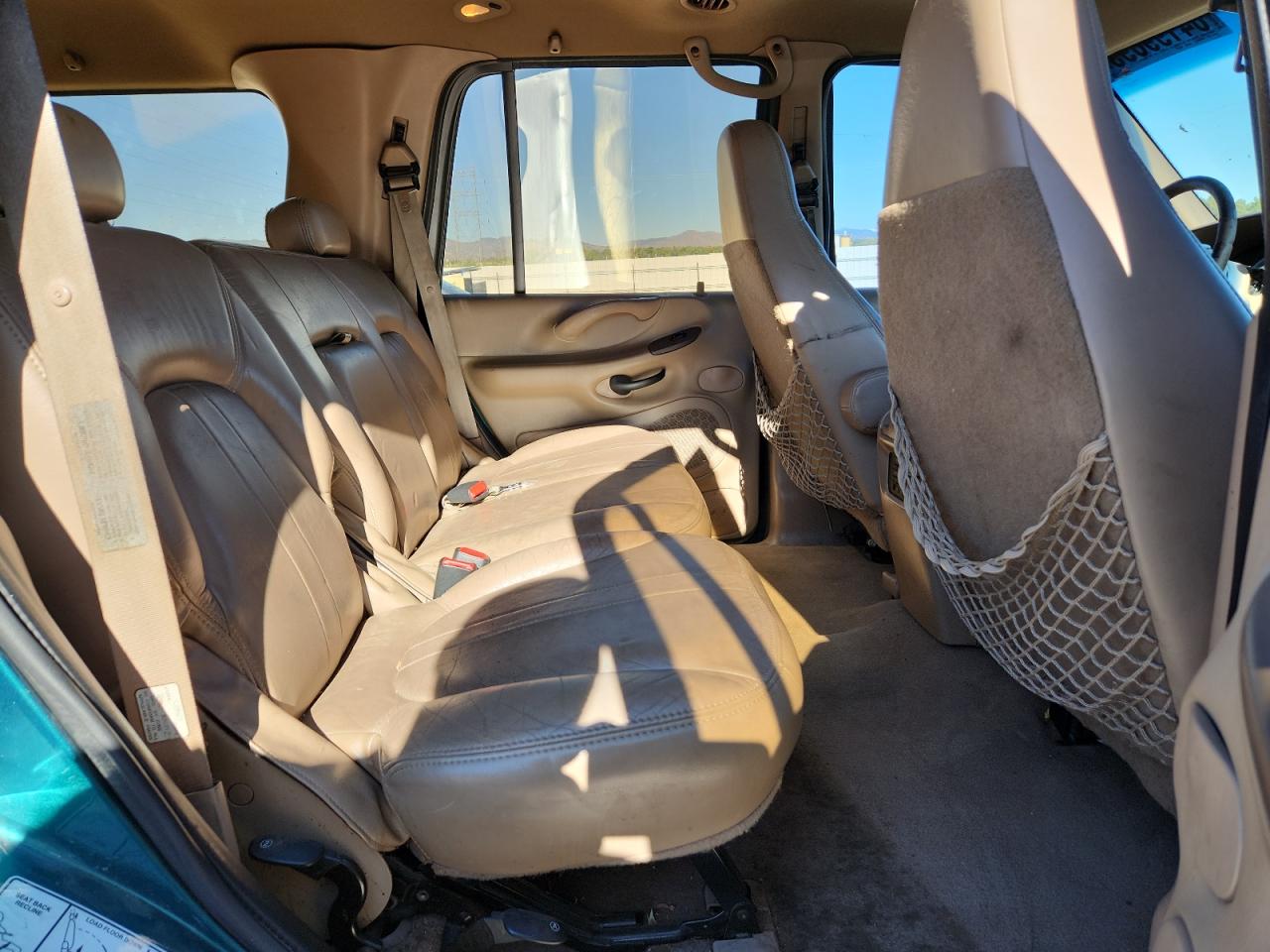 Ford Expedition Image 11