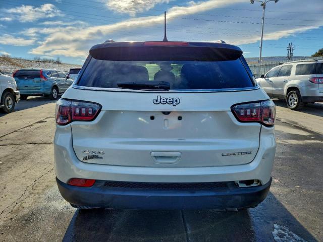 Jeep Compass Limited Image 14