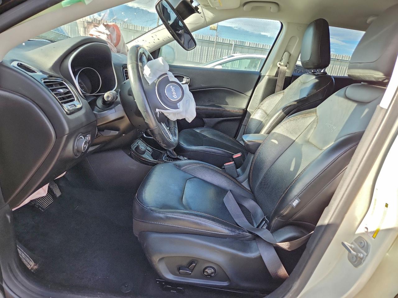 Jeep Compass Limited Image 9