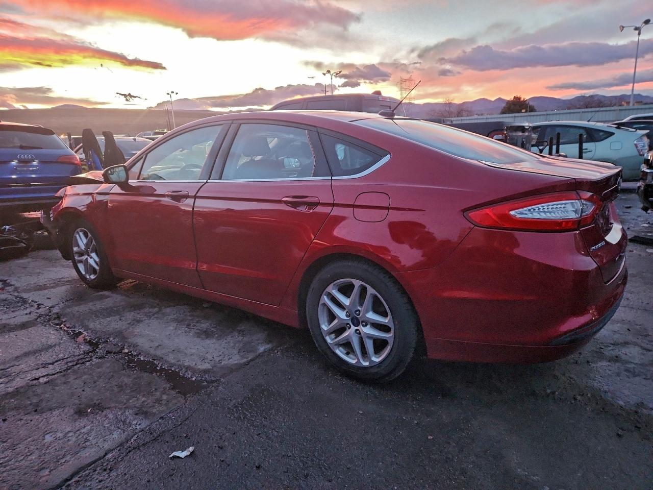 Ford Fusion Se Image 11