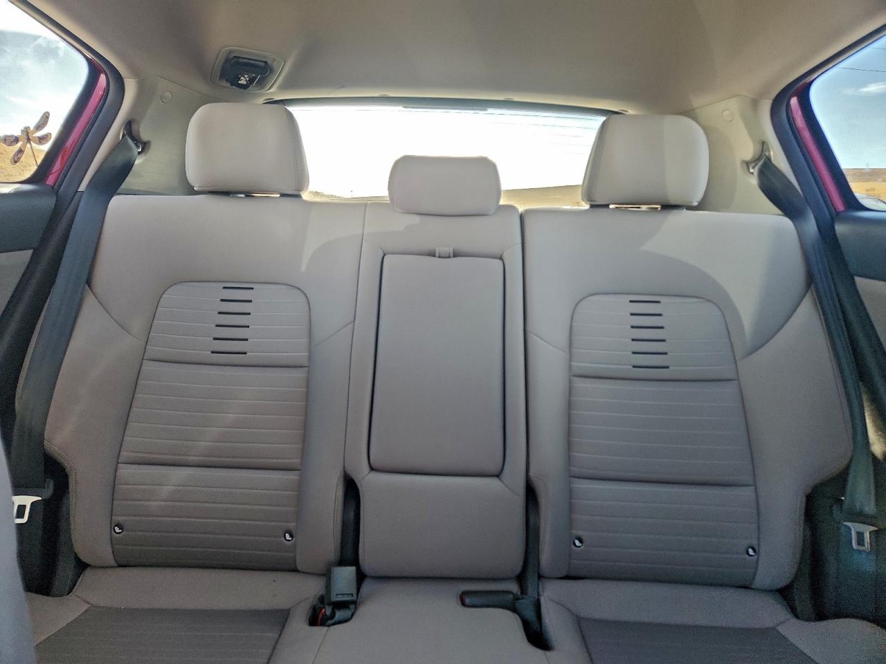 Kia Sportage Lx Image 2