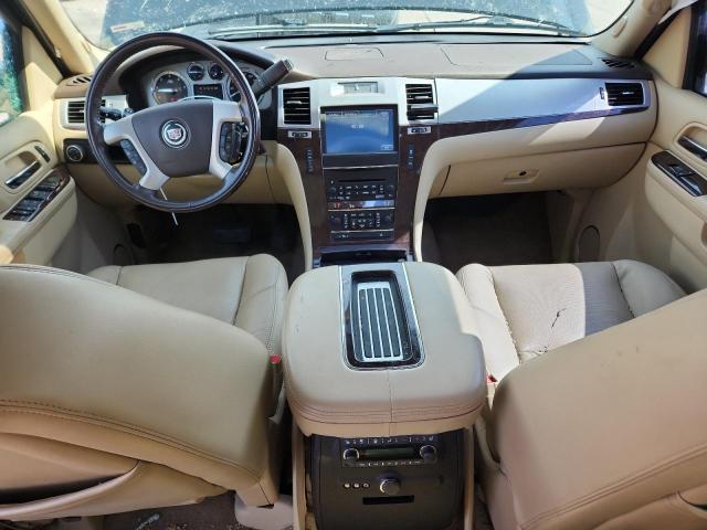 Cadillac Escalade Luxury Image 12