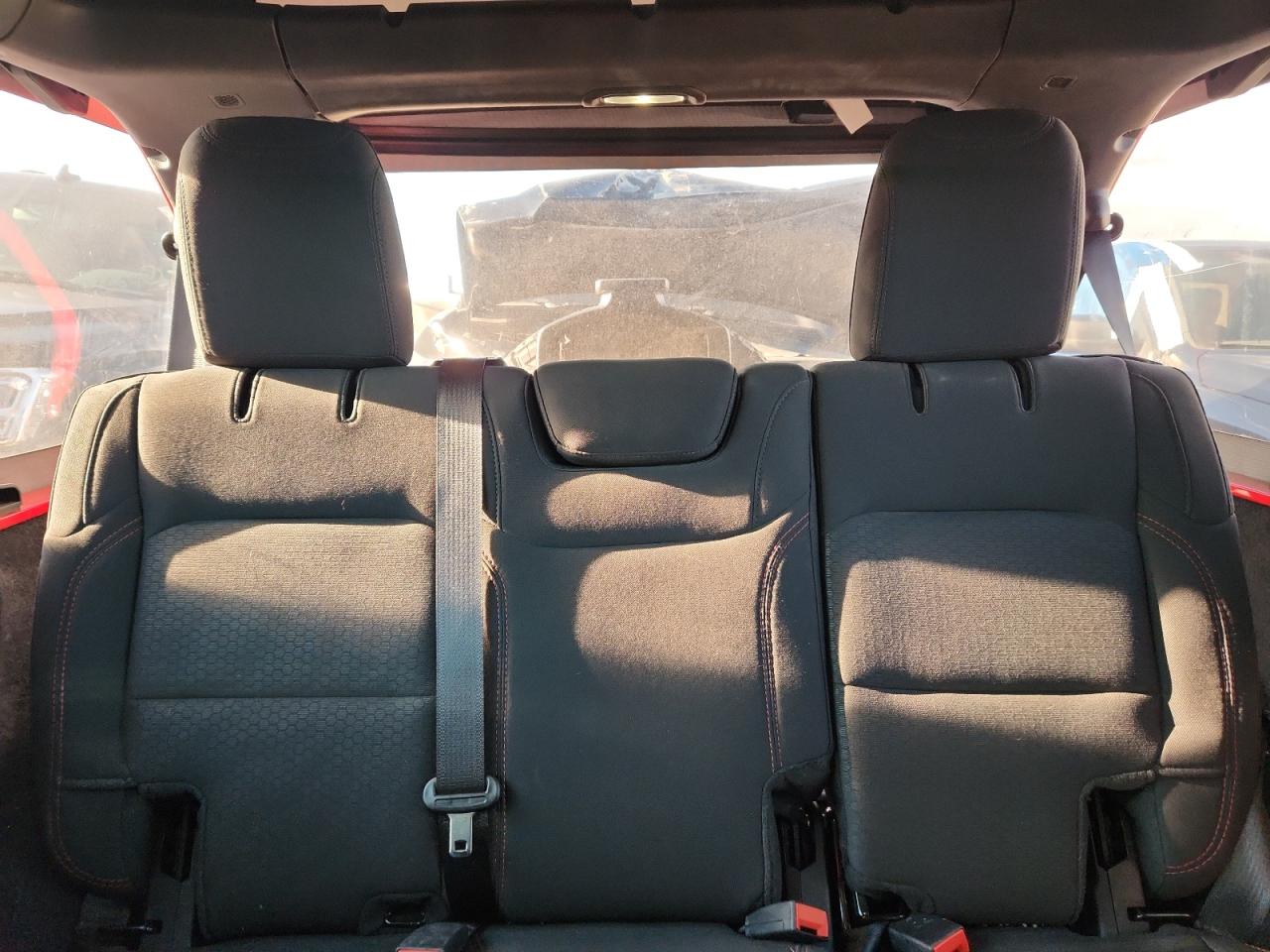 Jeep Wrangler Rubicon Image 6