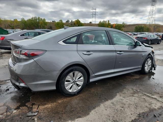 Hyundai SONATA Hybrid Image 2