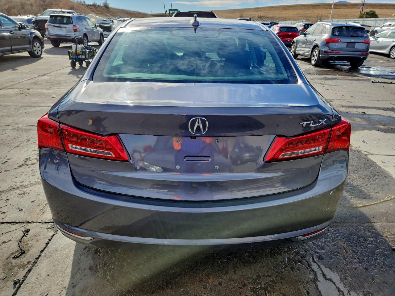 Acura TLX Image 4