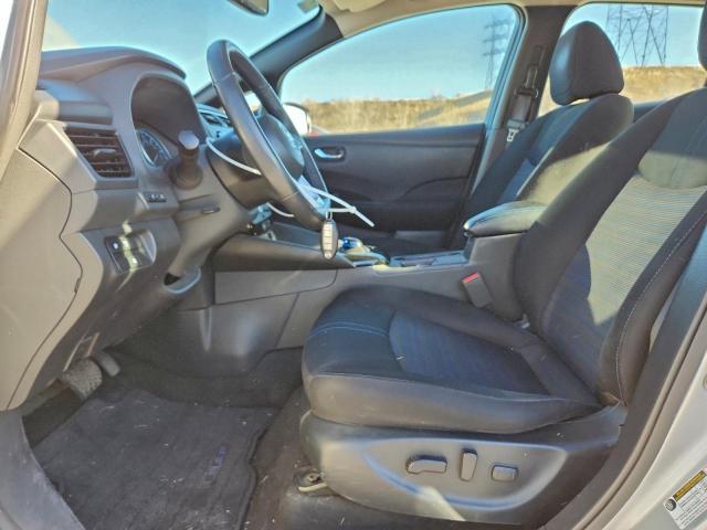 Nissan LEAF S Image 9