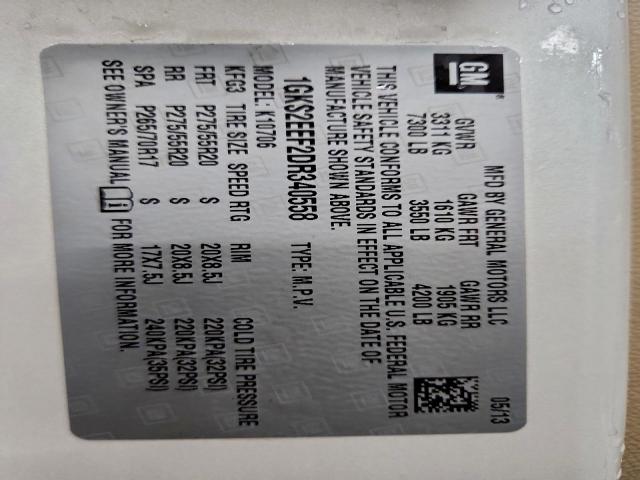 GMC Yukon Denali Image 11