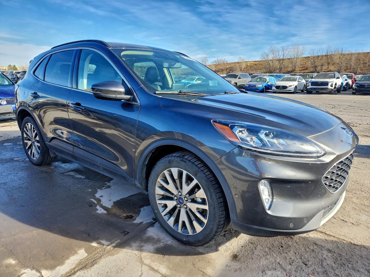 Ford Escape Titanium Image 3