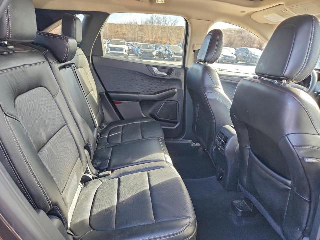 Ford Escape Titanium Image 9