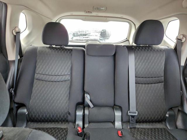 Nissan Rogue S Image 5