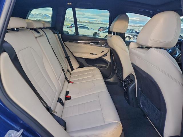 BMW X Series M40i Image 9