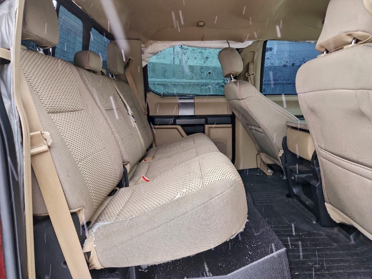 Ford F-150 Supercrew Image 11