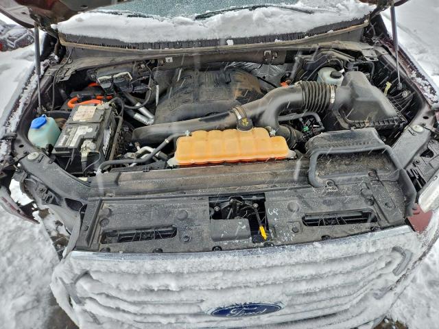 Ford F-150 Supercrew Image 8