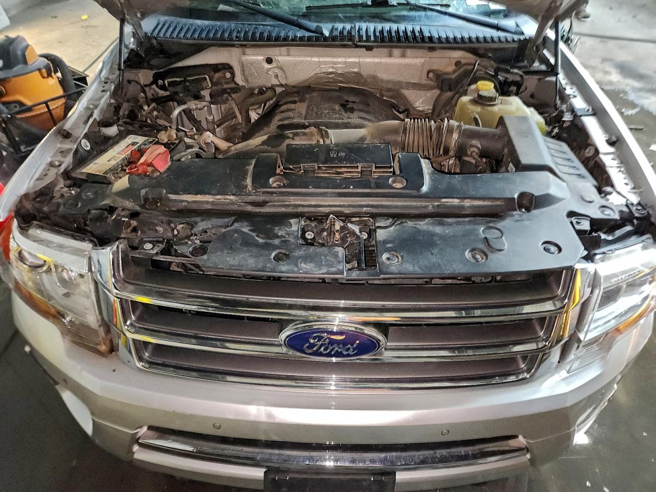 Ford Expedition Limited Image 12
