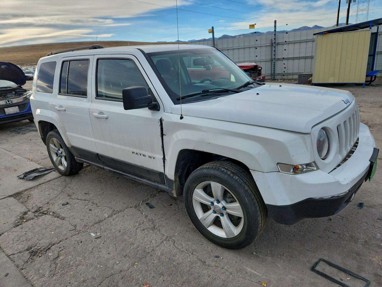 Jeep Patriot Latitude Image 4