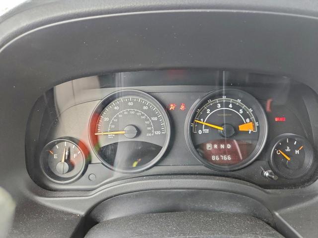 Jeep Patriot Latitude Image 12