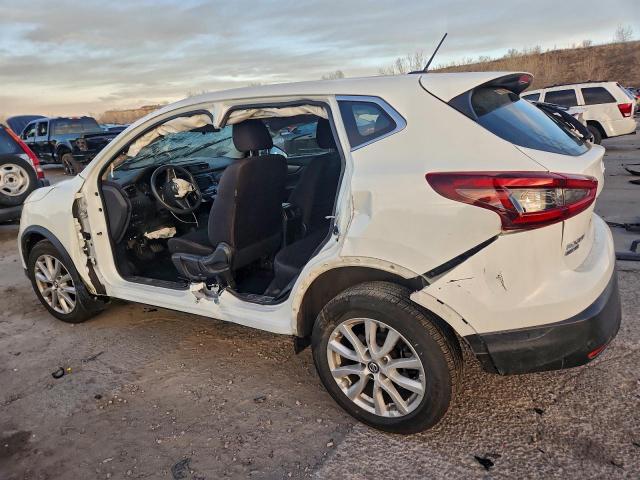 Nissan Rogue S Image 4