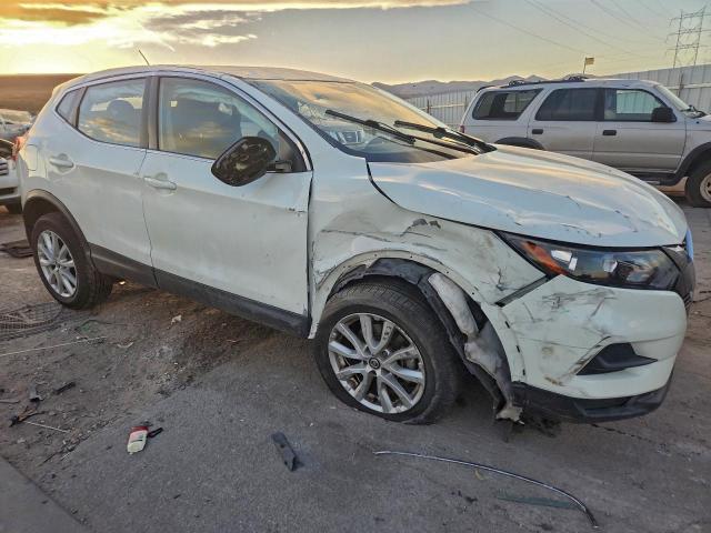 Nissan Rogue S Image 2