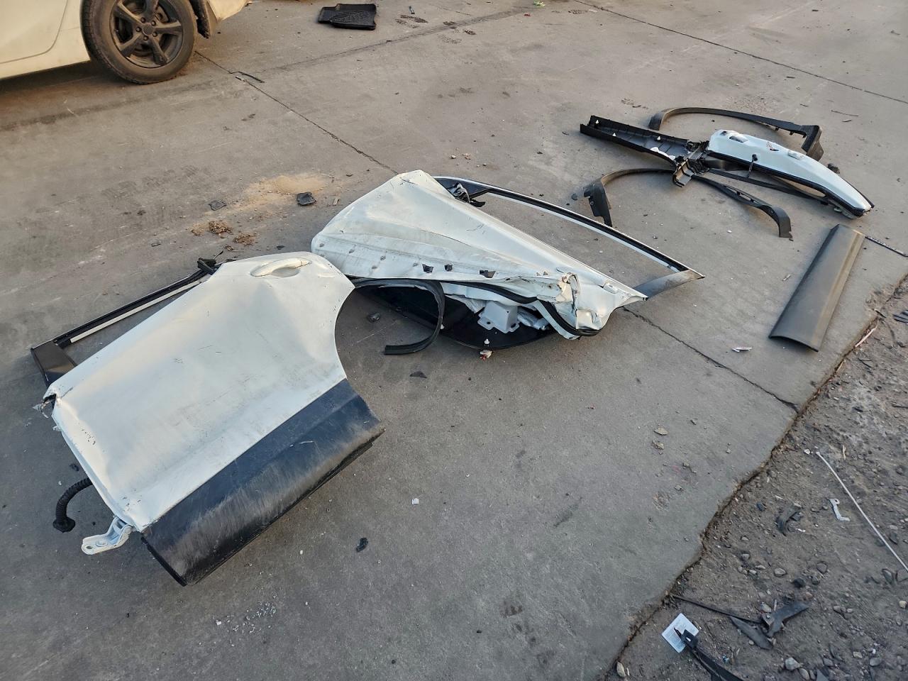 Nissan Rogue S Image 14