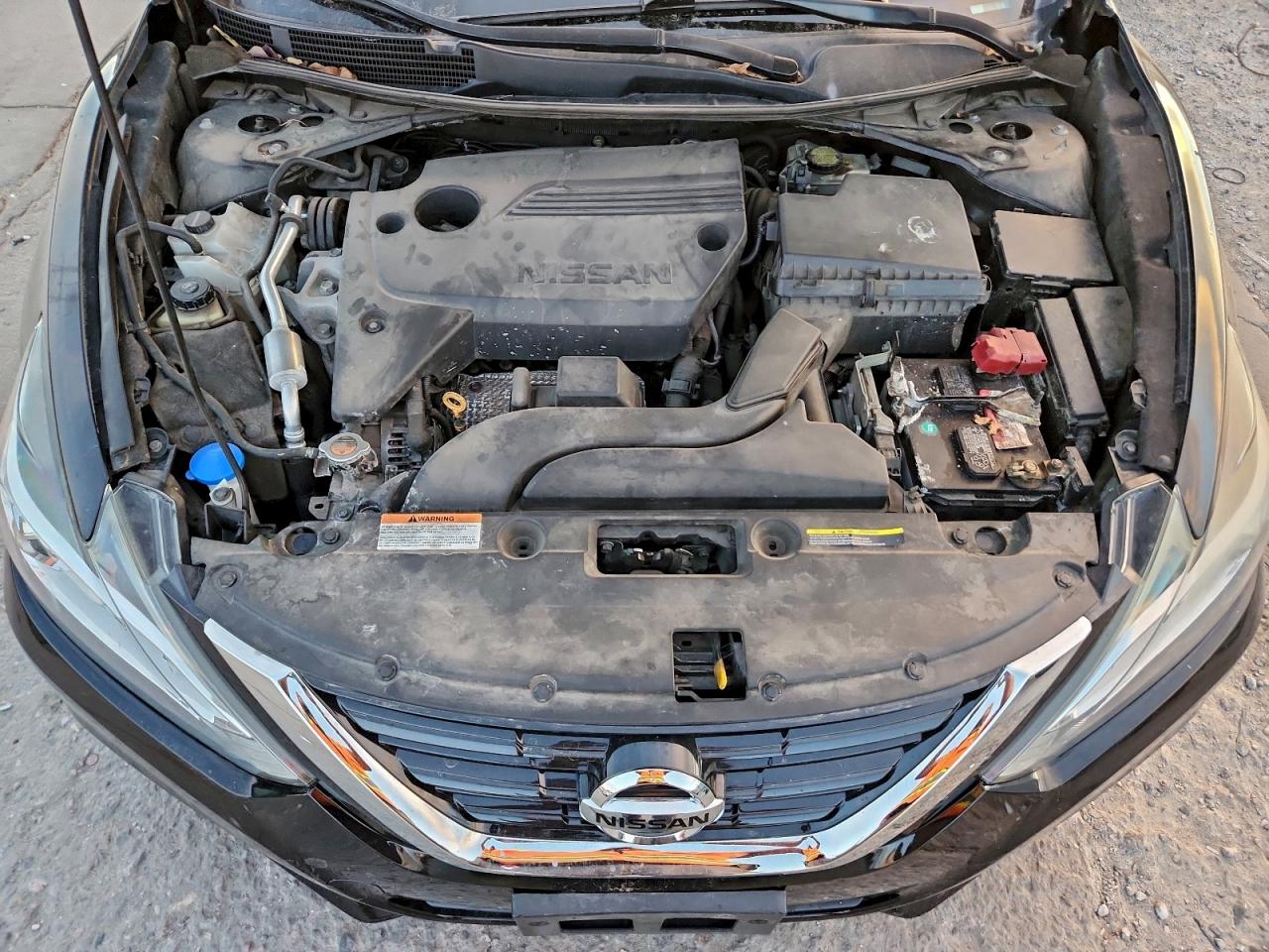 Nissan Altima 2.5 Image 8