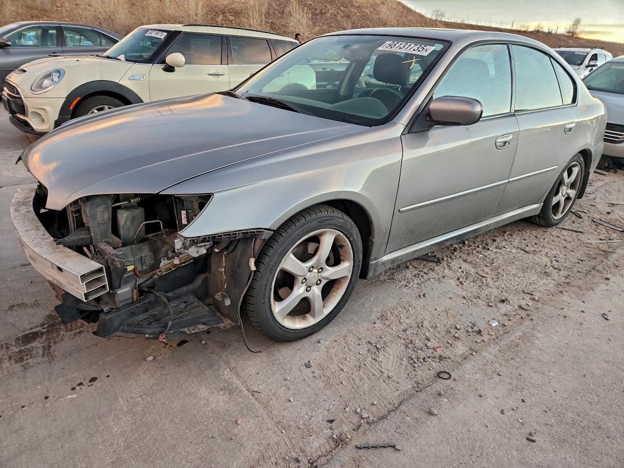 Subaru Legacy 2.5i Image 1