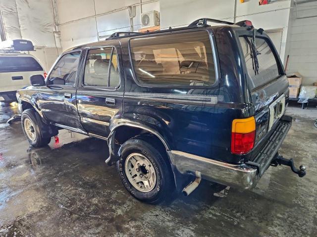 Toyota 4Runner Vn39 Sr5 Image 4