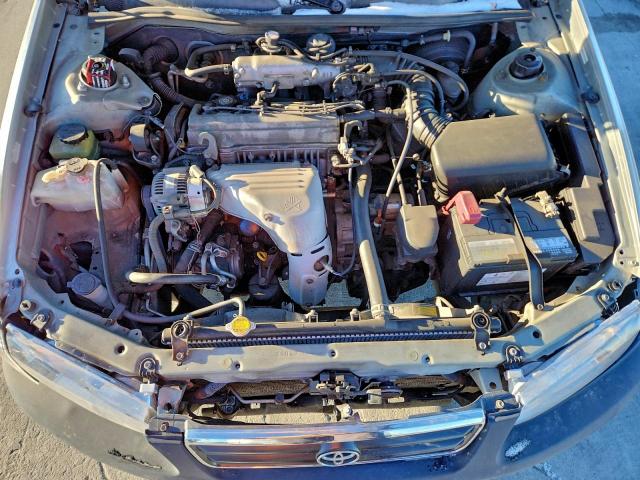 Toyota Camry Ce Image 9