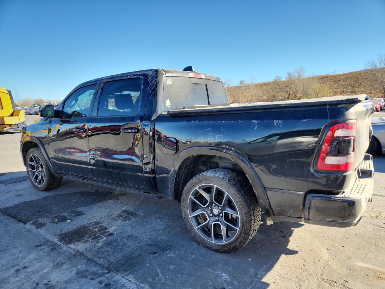 Ram 1500 Laramie Image 7