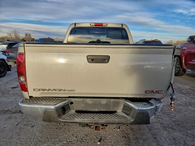 GMC Canyon Image 12