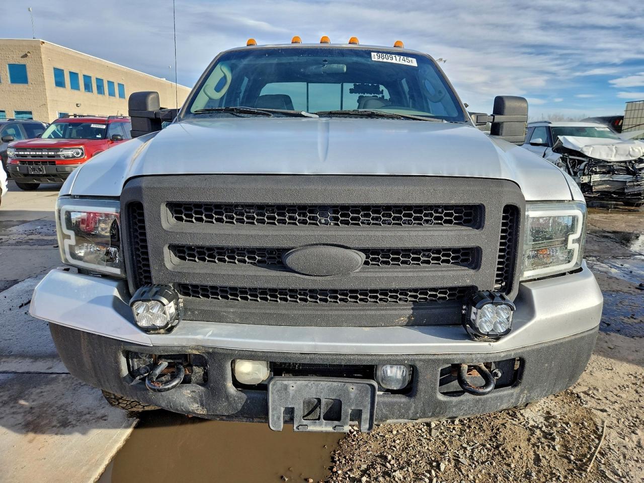 Ford F-350 Super Duty Image 6