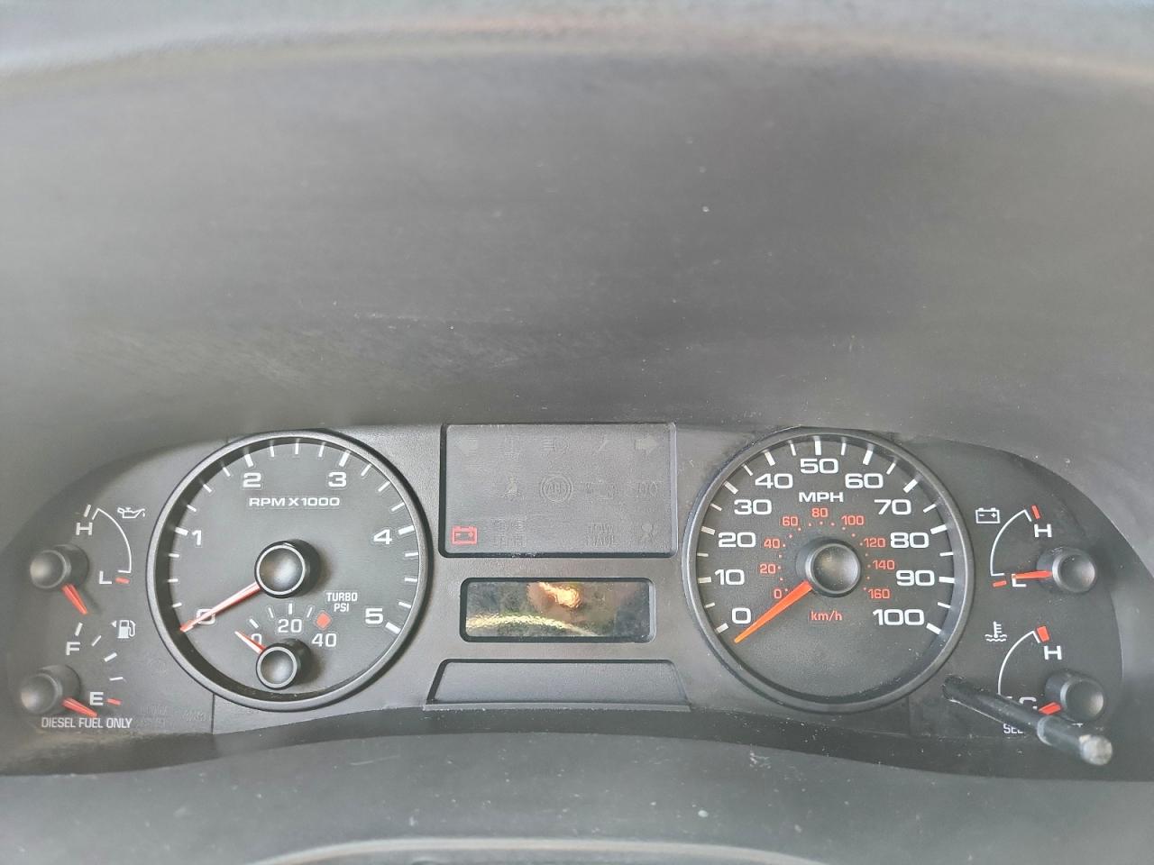 Ford F-350 Super Duty Image 4