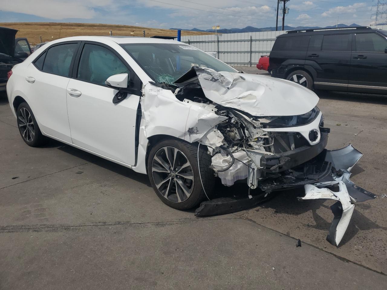 Toyota Corolla L Image 5