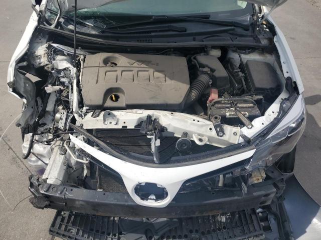 Toyota Corolla L Image 2