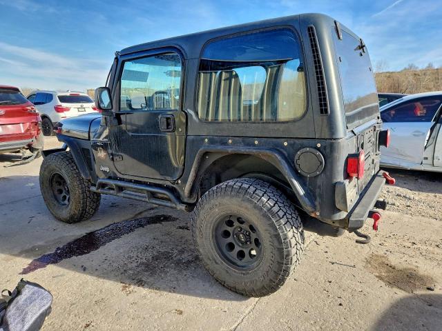 Jeep Wrangler Sahara Image 2