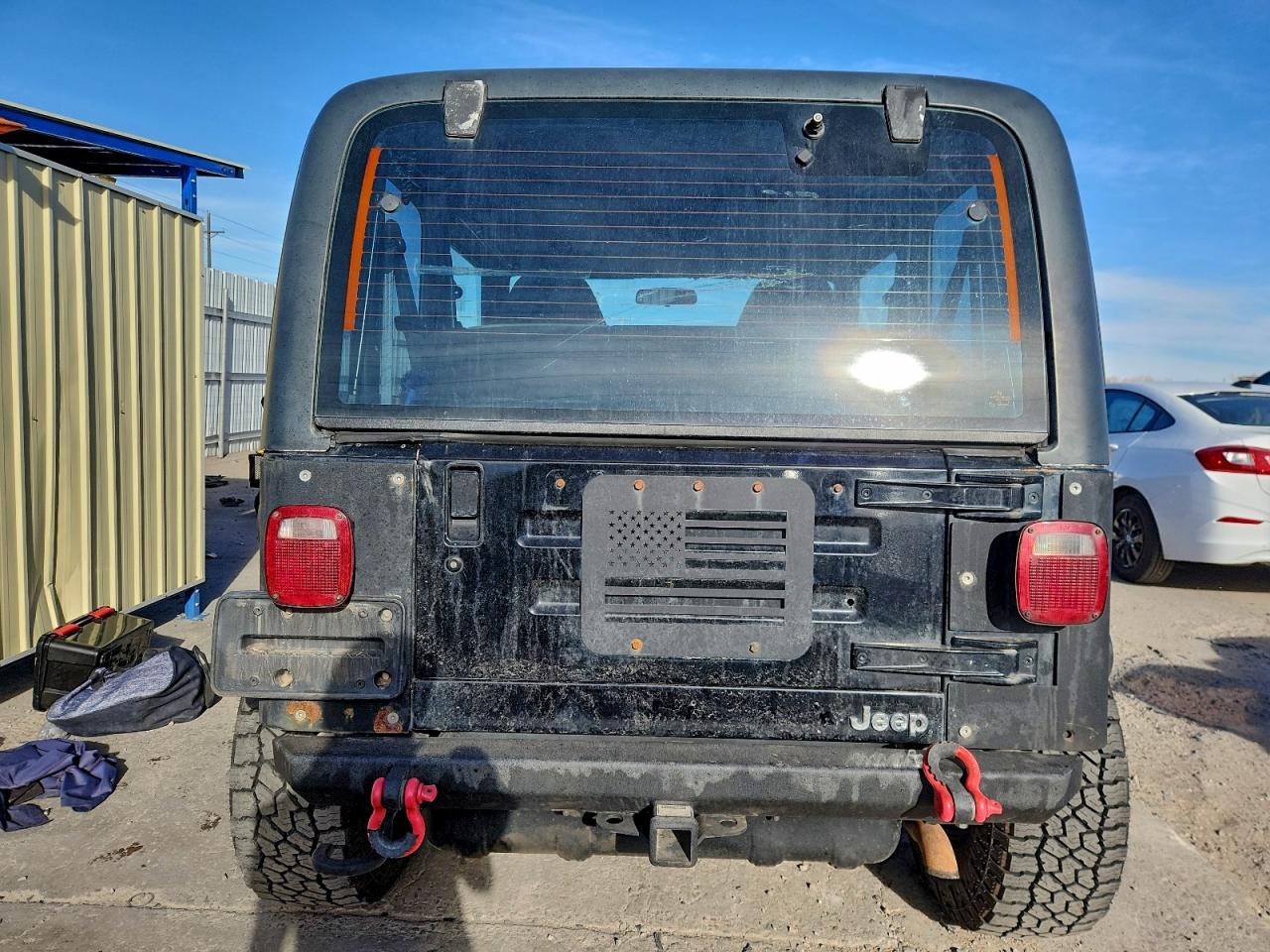 Jeep Wrangler Sahara Image 3