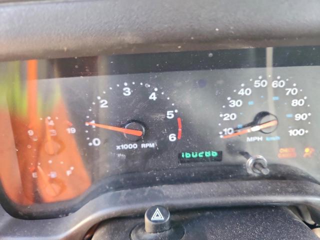 Jeep Wrangler Sahara Image 9