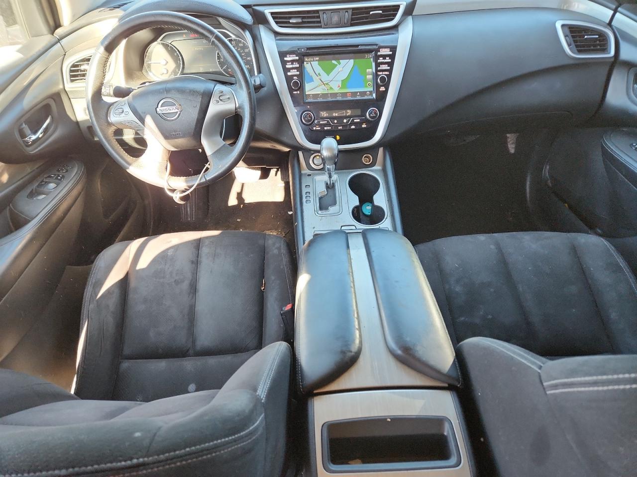 Nissan Murano S Image 7
