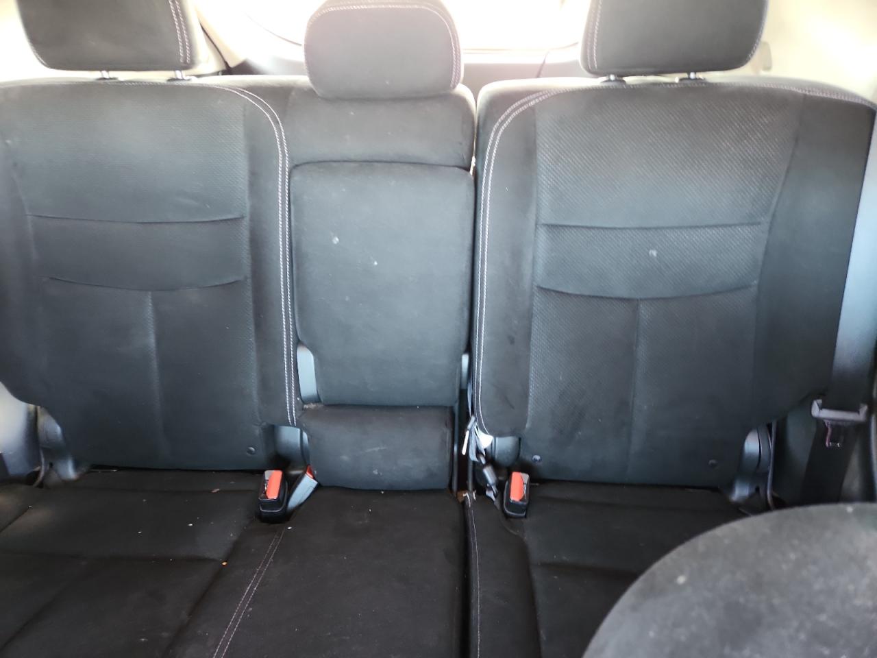 Nissan Murano S Image 8