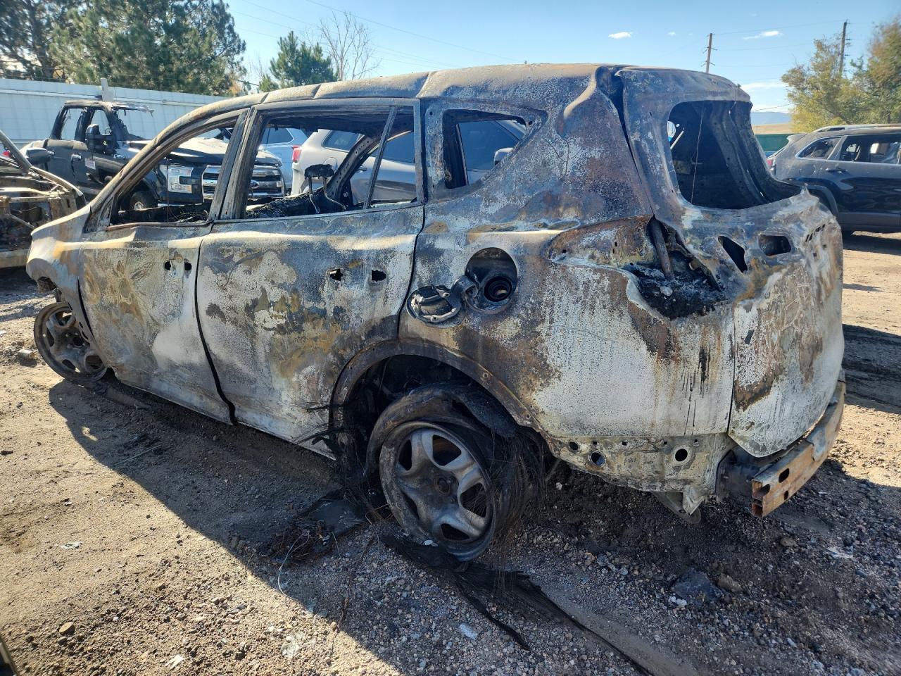 Toyota RAV4 Le Image 2