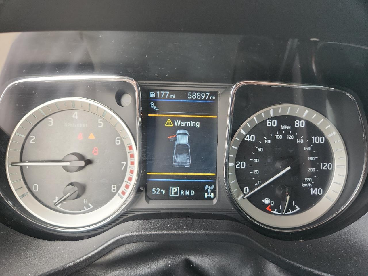 Nissan Titan Sv Image 10