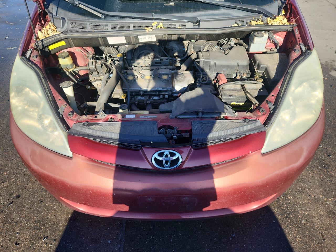 Toyota Sienna Ce Image 12